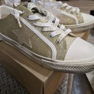 Vintage Havana Gold Glitter Star Sneakers